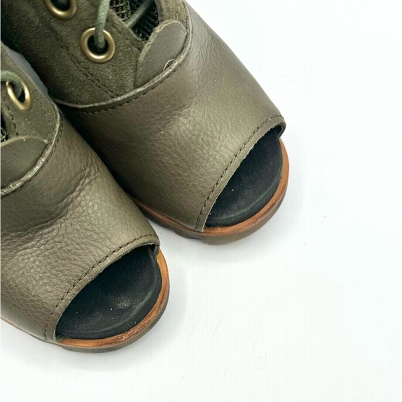 SOEREL LACE-UP WEDGE BOOTS OPEN TOE RUBBER OUTSOLE WOMEN’S WINTER BOOTS SIZE 6 - Picture 11 of 13